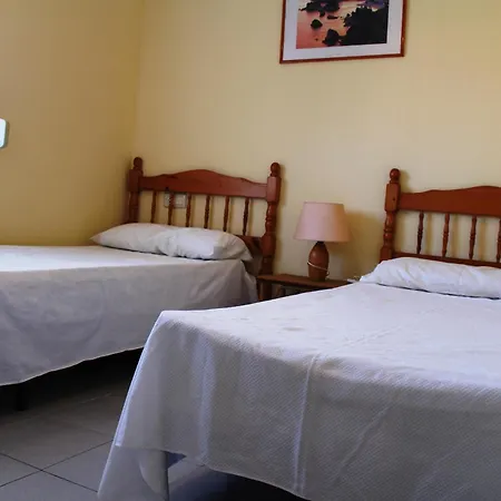 Global Immo 2217 Roc Mar 33b *