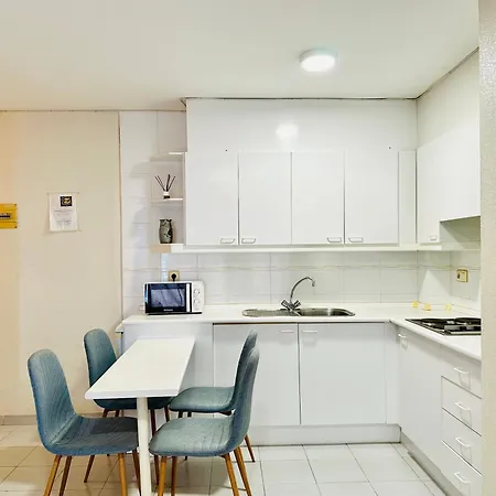 Global Immo 2217 Roc Mar 33b *